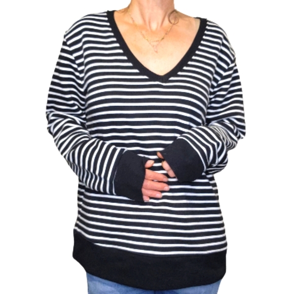 A New Day Black and White Striped Sweatshirt - Picture 2 of 10